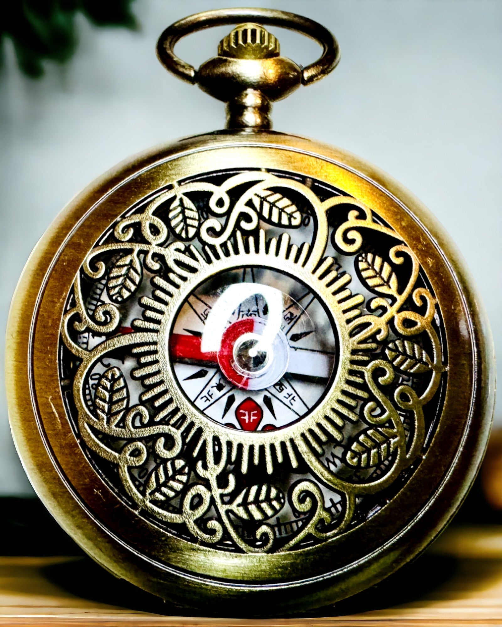 Πυξίδα Πλοήγησης σε Vintage Στυλ με Διάτρητο Σχέδιο – χρώμα καφέ-χρυσό