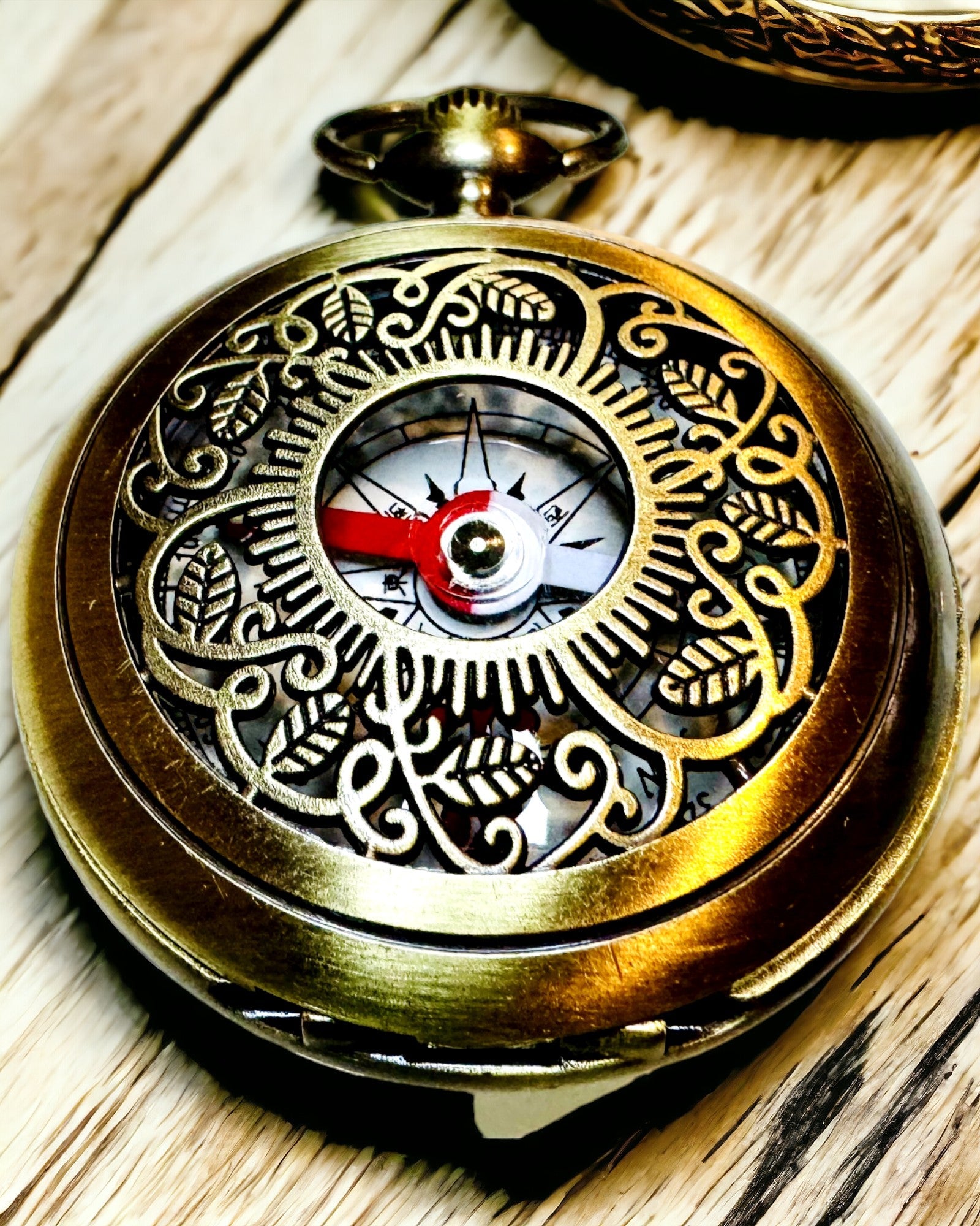 Πυξίδα Πλοήγησης σε Vintage Στυλ με Διάτρητο Σχέδιο – χρώμα καφέ-χρυσό