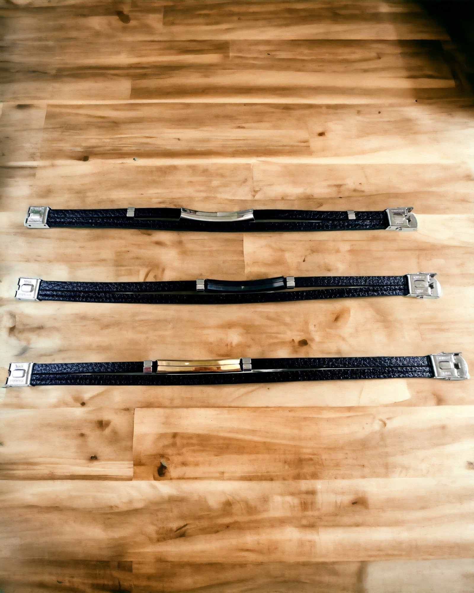 Αθλητικό Βραχιόλι από PU Δέρμα και Ανοξείδωτο Ατσάλι με Δυνατότητα Χάραξης – 3 Χρώματα