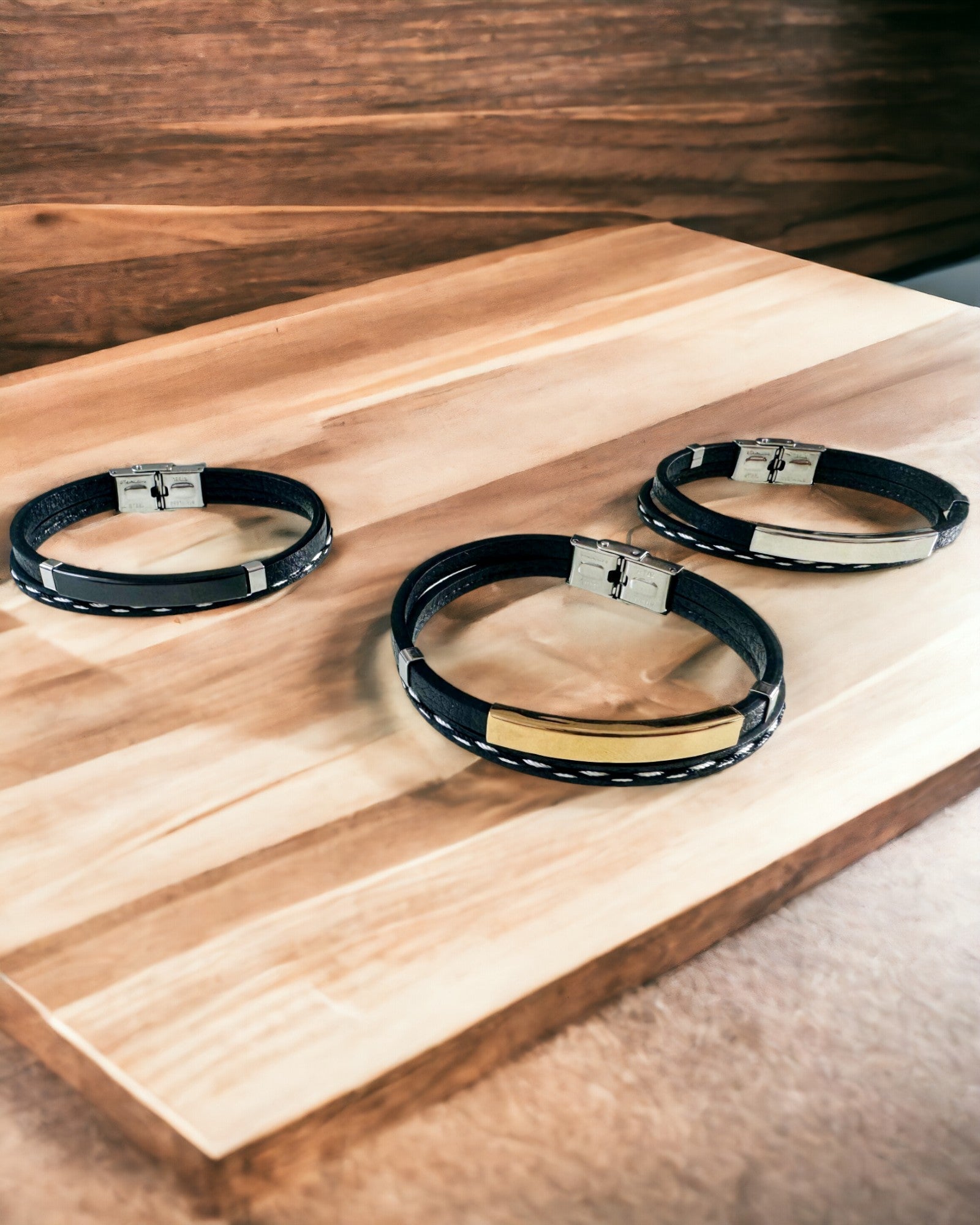 Αθλητικό Βραχιόλι από PU Δέρμα και Ανοξείδωτο Ατσάλι με Δυνατότητα Χάραξης – 3 Χρώματα