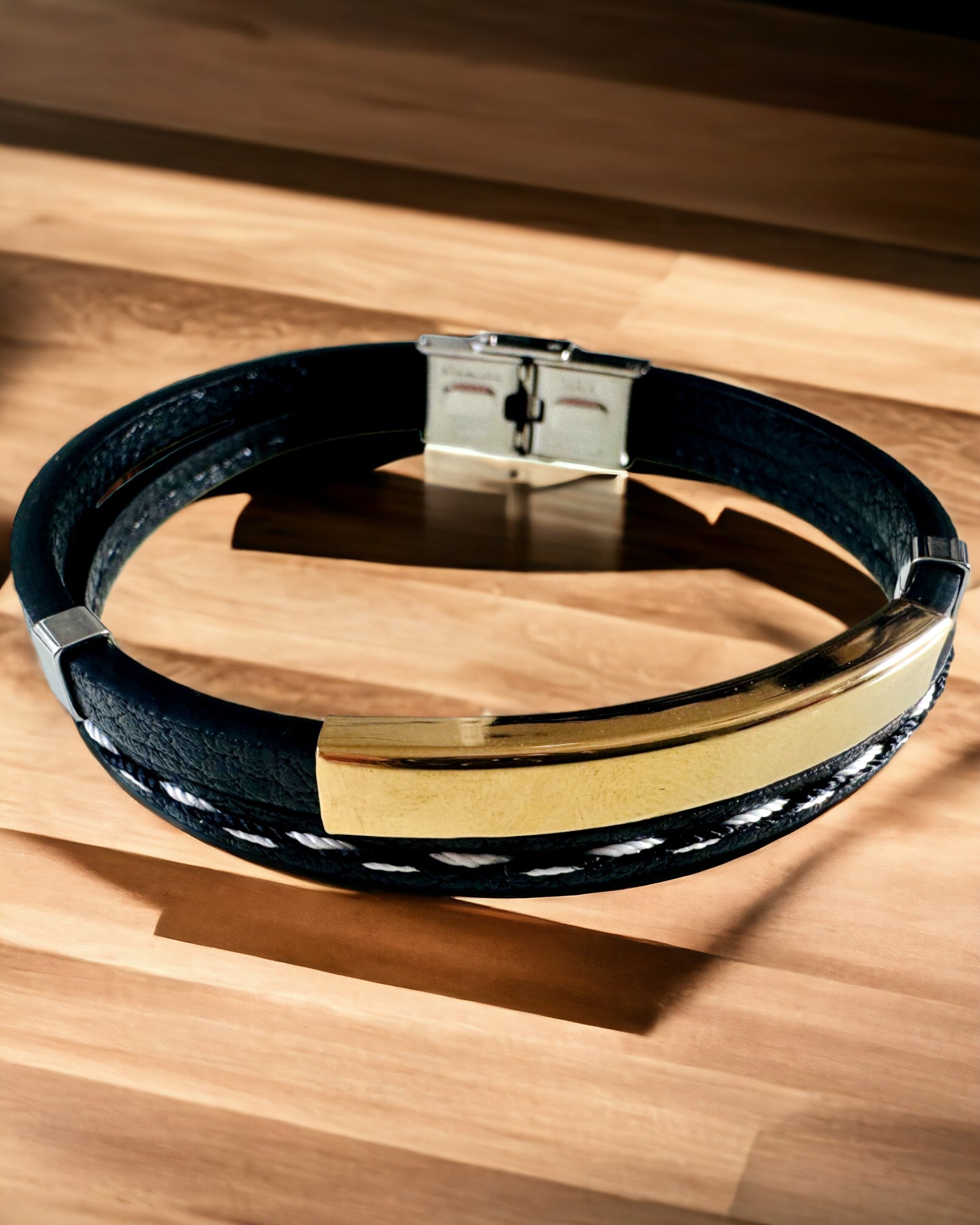 Αθλητικό Βραχιόλι από PU Δέρμα και Ανοξείδωτο Ατσάλι με Δυνατότητα Χάραξης – 3 Χρώματα