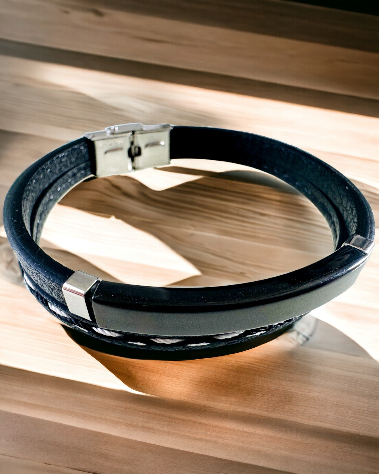 Αθλητικό Βραχιόλι από PU Δέρμα και Ανοξείδωτο Ατσάλι με Δυνατότητα Χάραξης – 3 Χρώματα