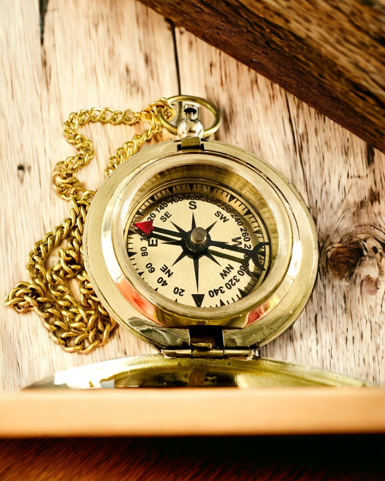 Χρυσού χρώματος Κομπάς Περιπέτεια – Κομψός Πλοηγός Ανακαλύψεων