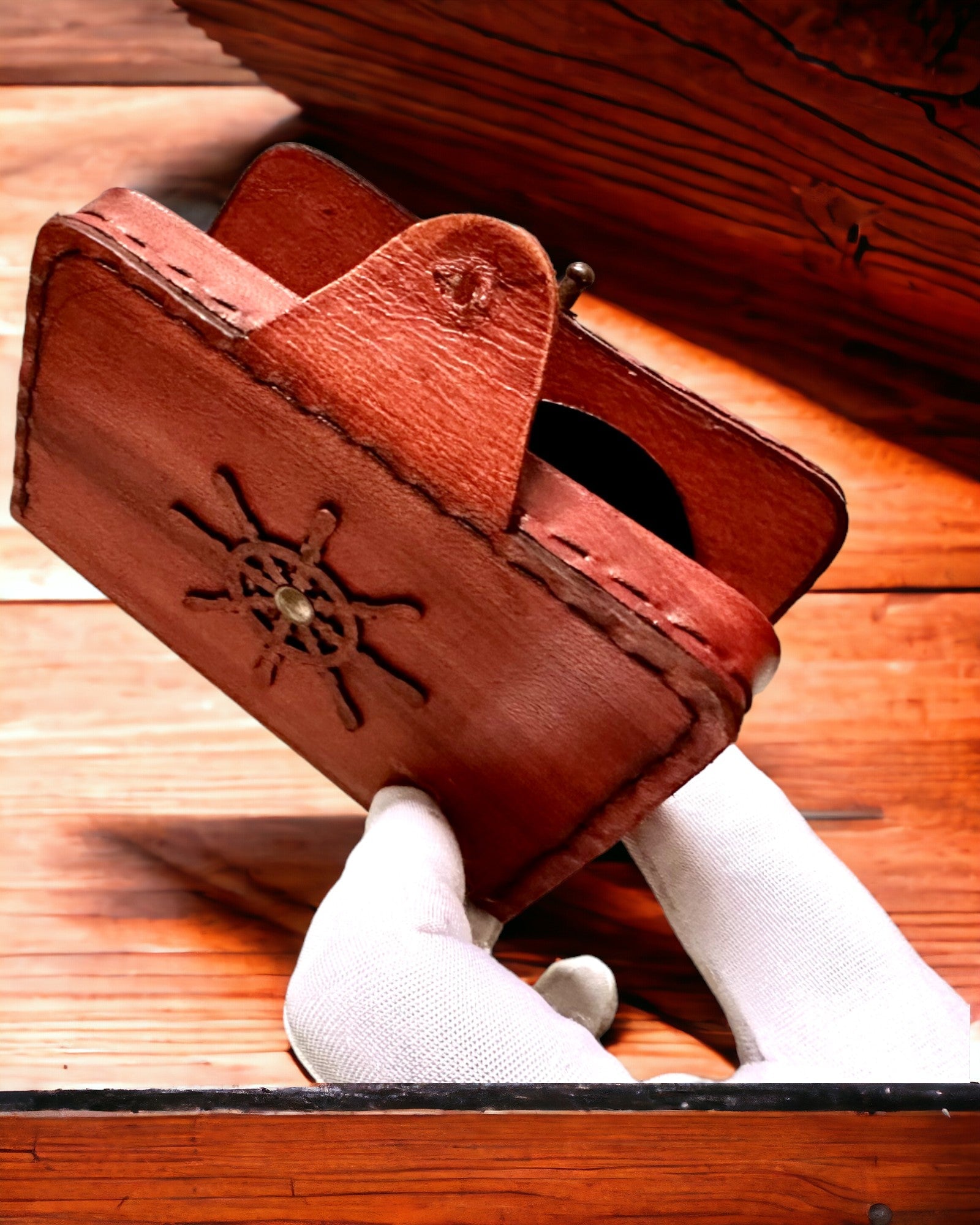 Θήκη Διοικητή – Χειροποίητη Θήκη για Τσέπης Ρολόι ή Πυξίδα με Δυνατότητα Εξατομίκευσης