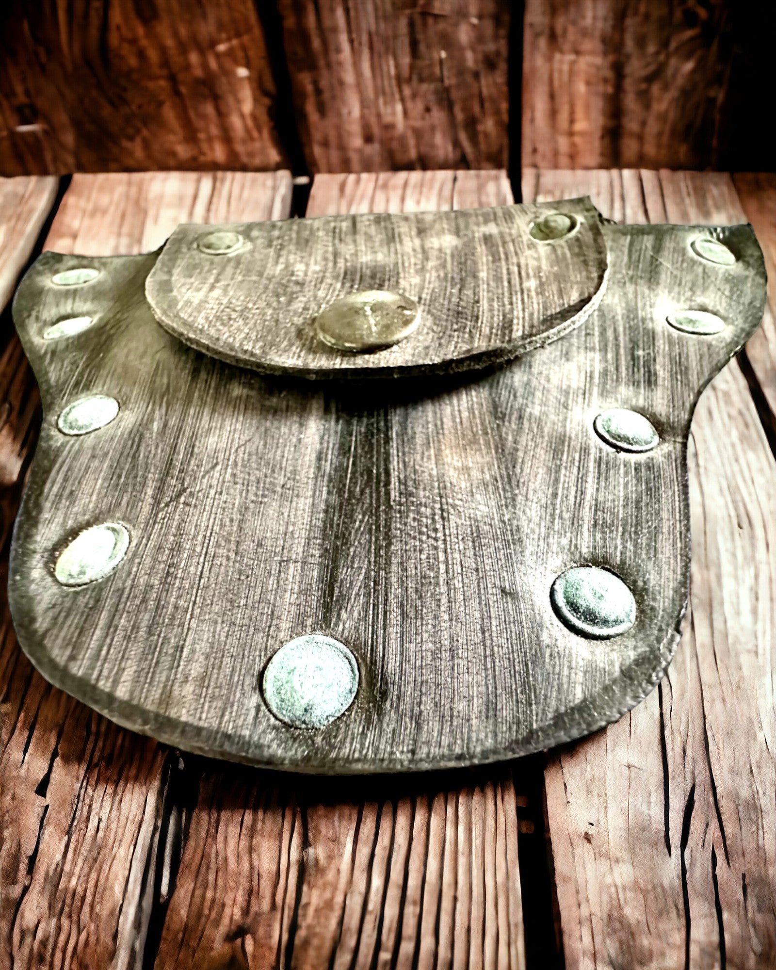 Sakiewska Skrytka Leśnego Skrzata- Ręcznie Wykonana Mała Skórzana Sakiewka