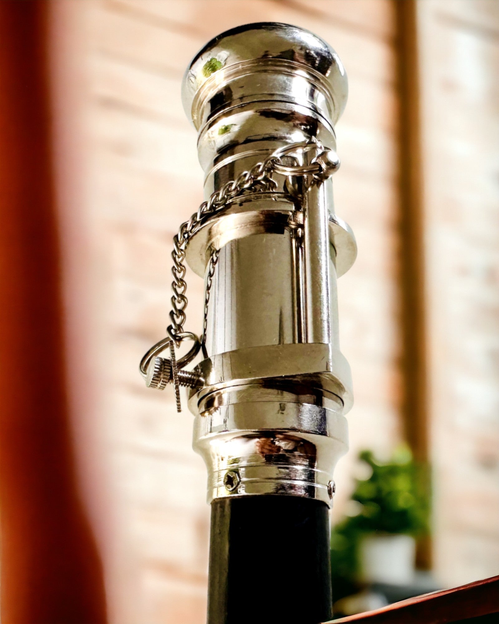 ΜΠΑΣΤΟΥΝΙ ΠΕΡΠΑΤΗΜΑΤΟΣ ΜΕ ΛΑΒΗ ΚΑΙ ΛΕΙΤΟΥΡΓΙΑ ΤΗΛΕΣΚΟΠΙΟΥ – ΚΟΜΨΟ ΚΑΙ ΜΟΔΑΤΟ, 95 CM - καπετανίσιο "Navigator's Crest"