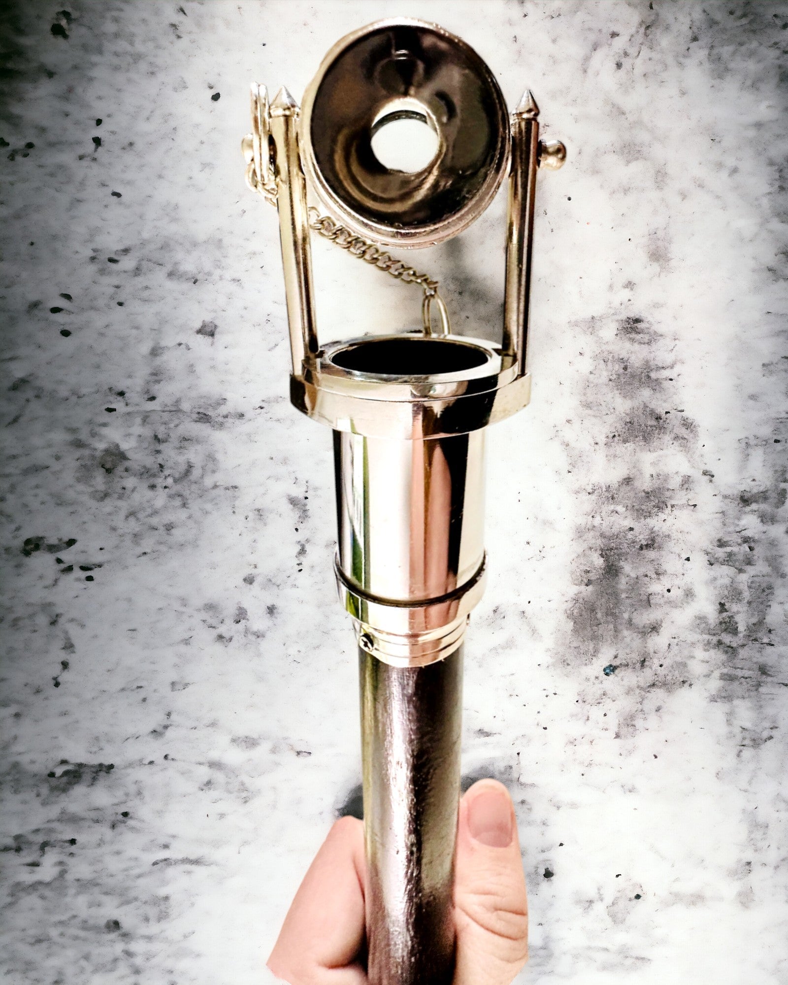 ΜΠΑΣΤΟΥΝΙ ΠΕΡΠΑΤΗΜΑΤΟΣ ΜΕ ΛΑΒΗ ΚΑΙ ΛΕΙΤΟΥΡΓΙΑ ΤΗΛΕΣΚΟΠΙΟΥ – ΚΟΜΨΟ ΚΑΙ ΜΟΔΑΤΟ, 95 CM - καπετανίσιο "Navigator's Crest"