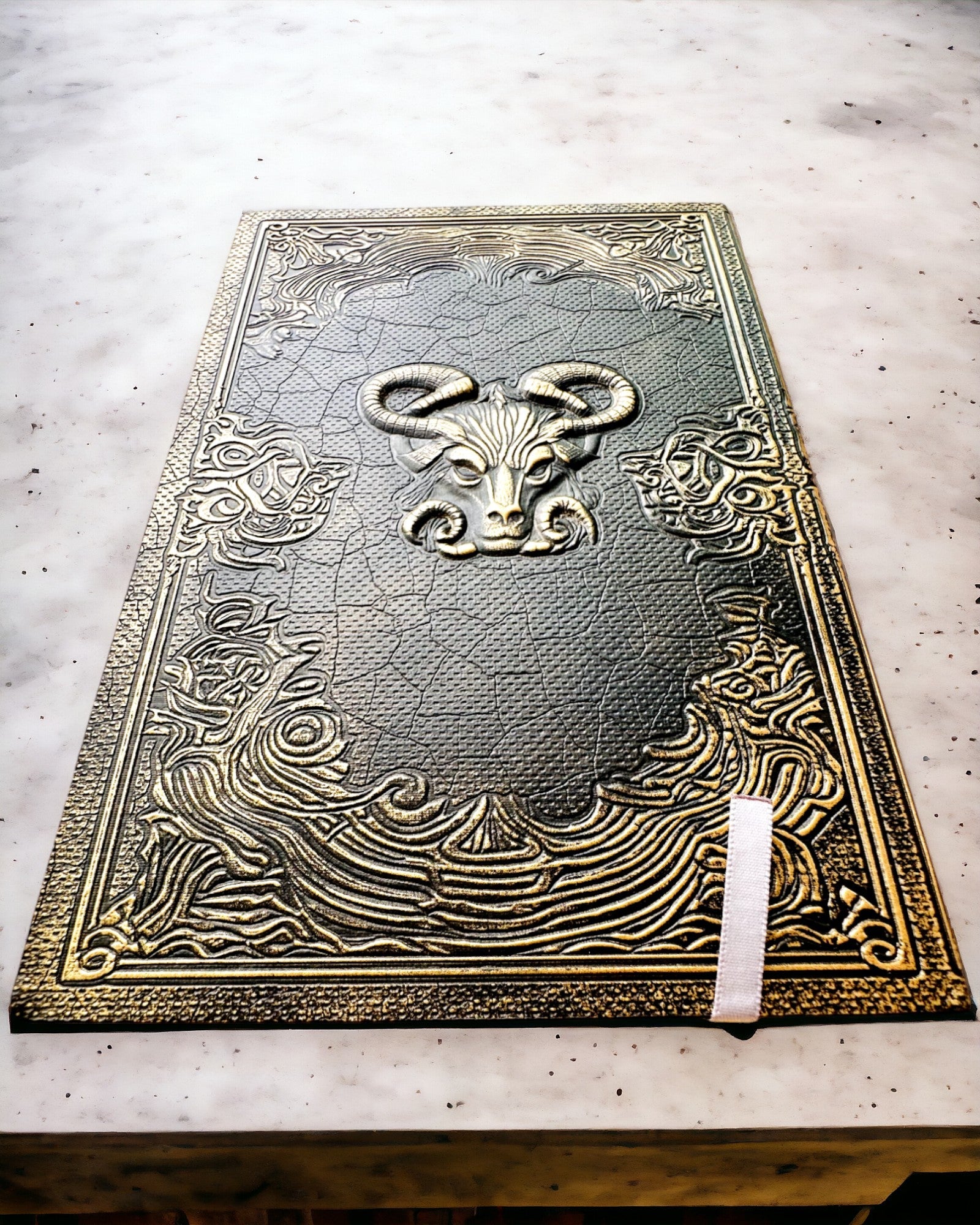 Μαγικό Σημειωματάριο, σημειωματάριο "Boski Byk" - Κομψή και Μοναδική Χαρτική, εξατομίκευση με χάραξη