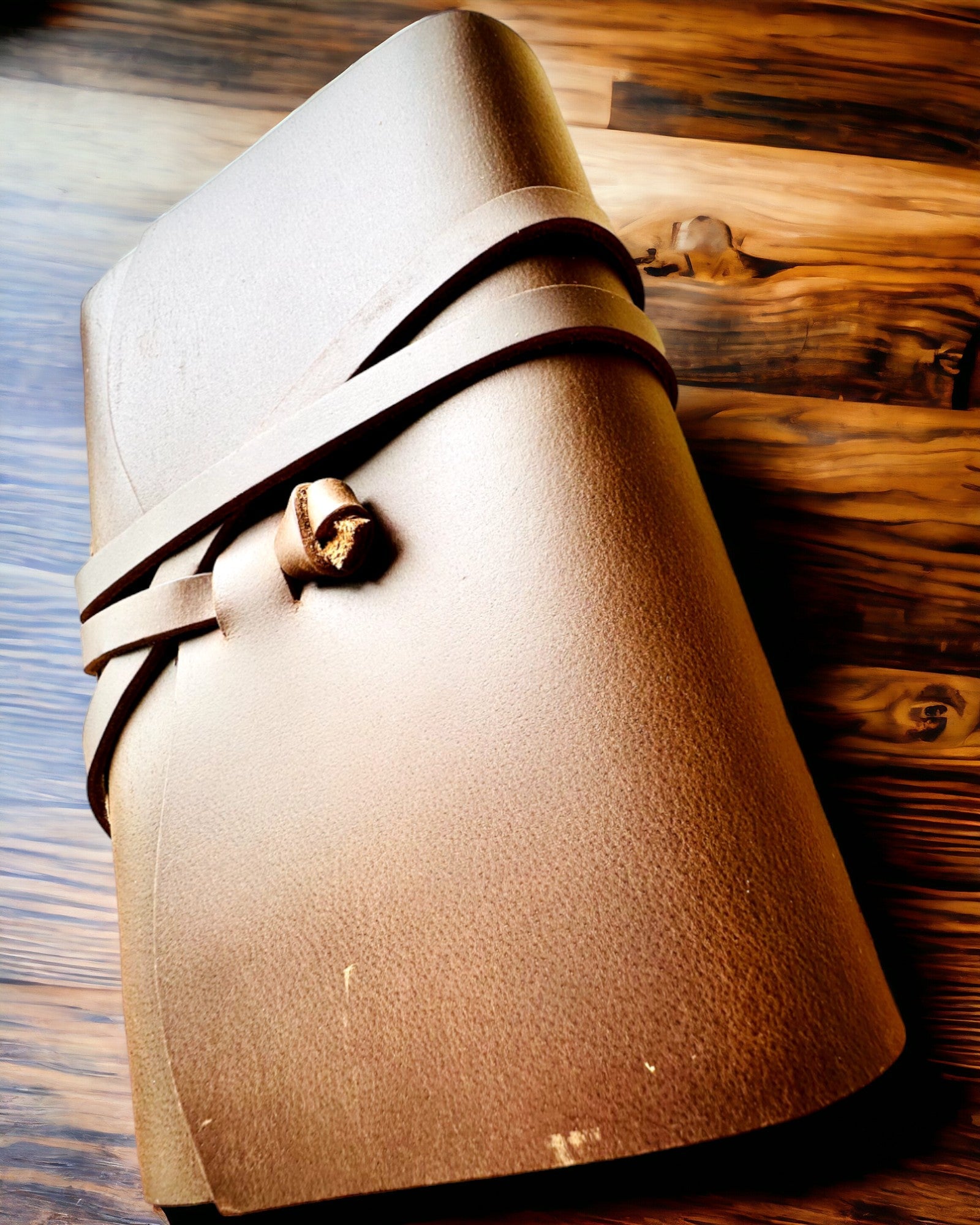 Σημειωματάριο Premium "RetroNotes" – Κομψό σημειωματάριο από Αληθινό Δέρμα - 200 σελίδες, 120g, σημειωματάριο, σκίτσο, καφέ χρώμα, εξατομίκευση με χάραξη