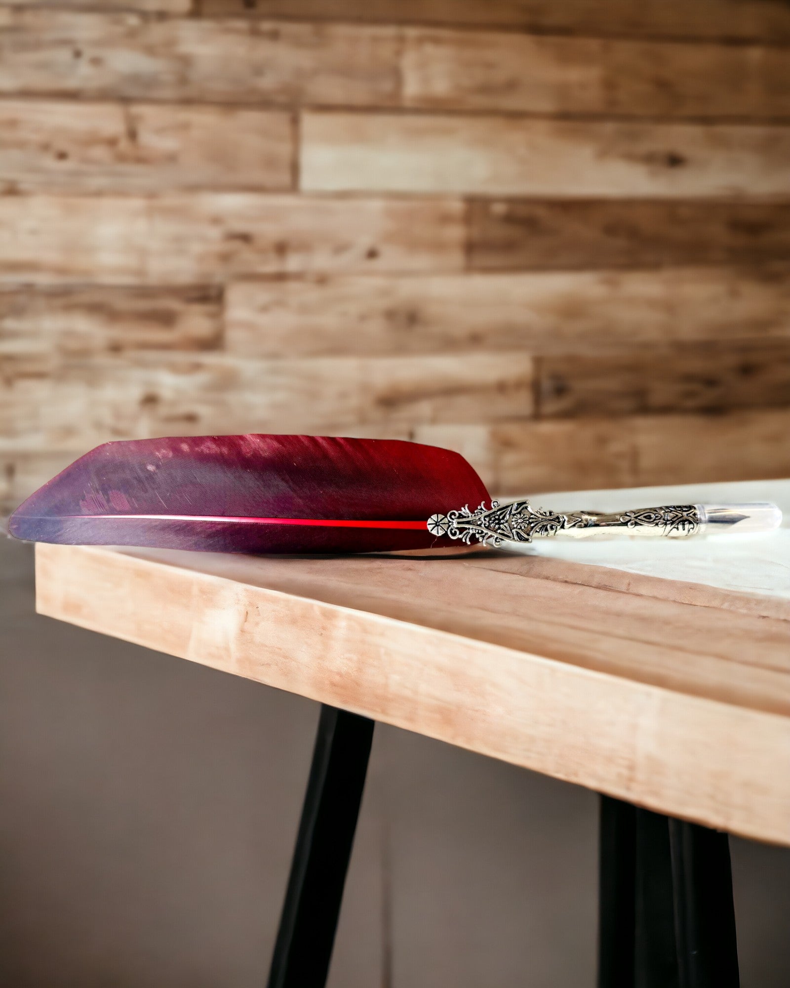 Στυλό Καλλιγραφίας Vintage με Φυσικό Φτερό Χήνας – Ιδανικό Δώρο για τη Γιορτή της Μητέρας ή του Δασκάλου. Χάραξη