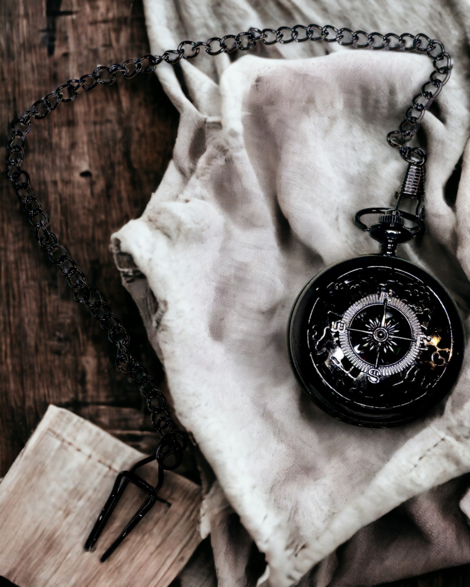 Κομπάσο σε στυλ τσέπης ρολογιού "Navigator" - Χρώμα σκούρο μέταλλο