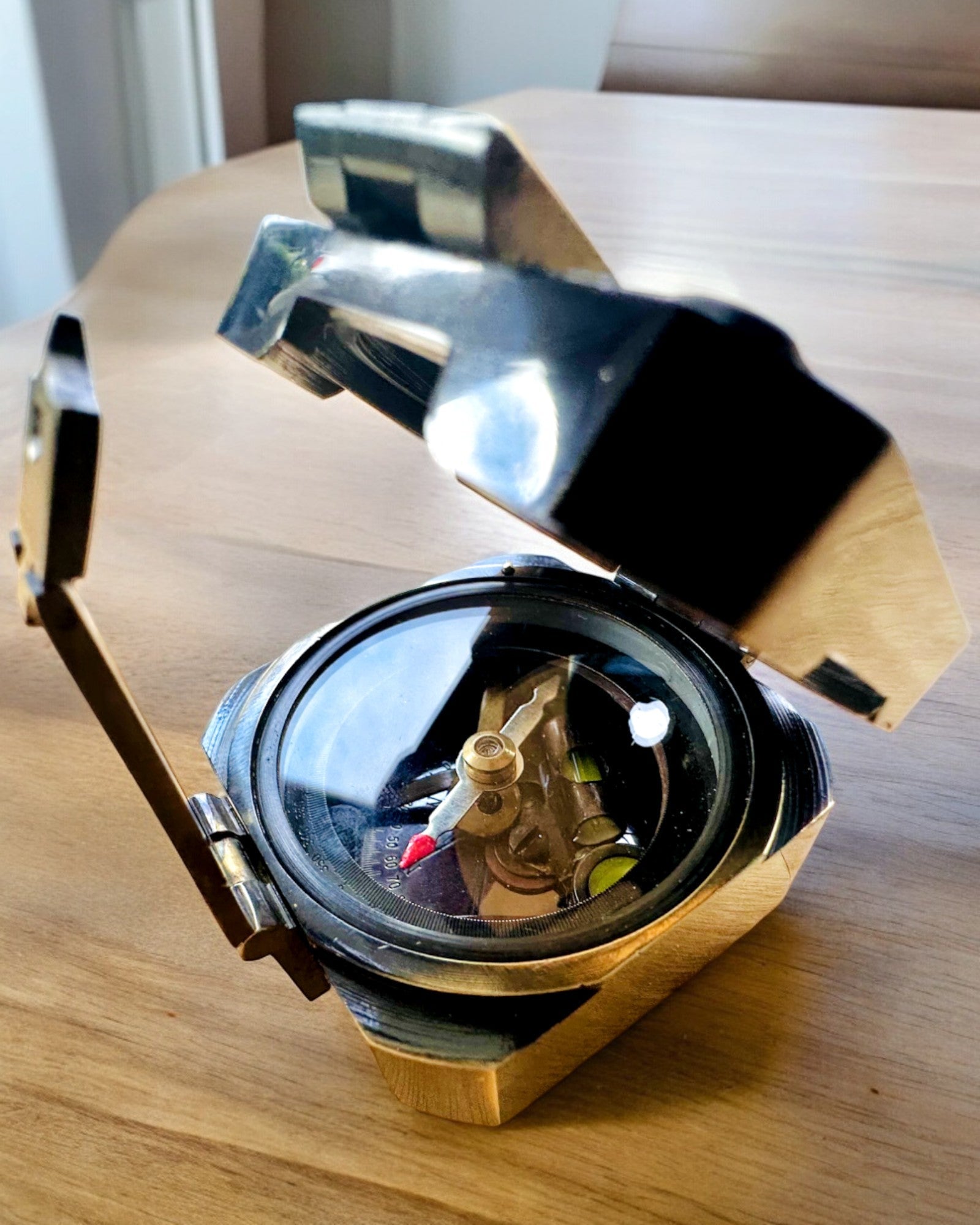 Στερεή, premium πυξίδα Καπετάνιου "Navigator" - με δυνατότητα εξατομίκευσης με χάραξη