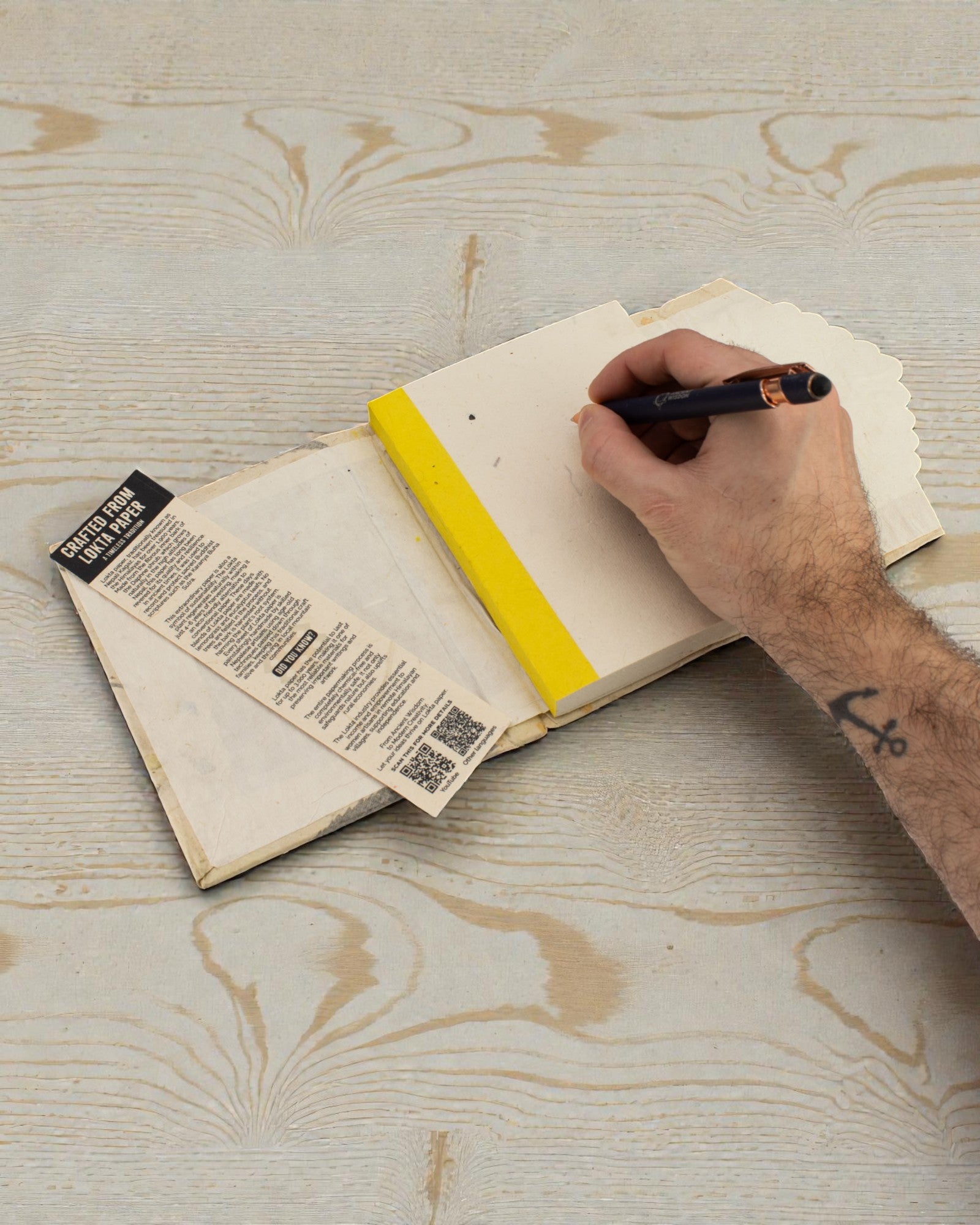 Μεσαίο Σημειωματάριο Λόκτα Βουκαμβίλια (15 x 12 cm) – 45 φύλλα