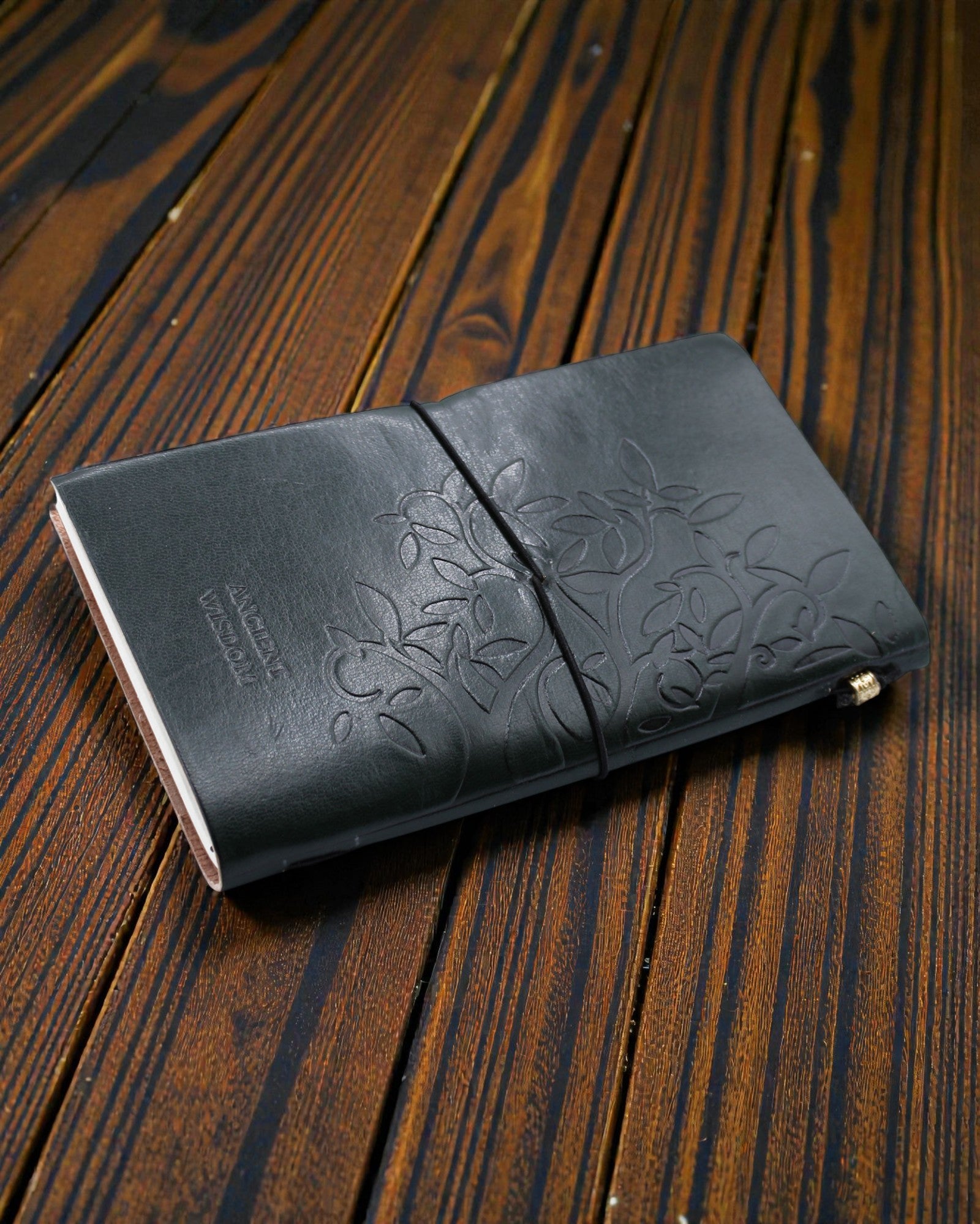 Χειροποίητο Δερμάτινο Σημειωματάριο Πράσινη Σοφία – Δέντρο της Ζωής (80 σελίδες)