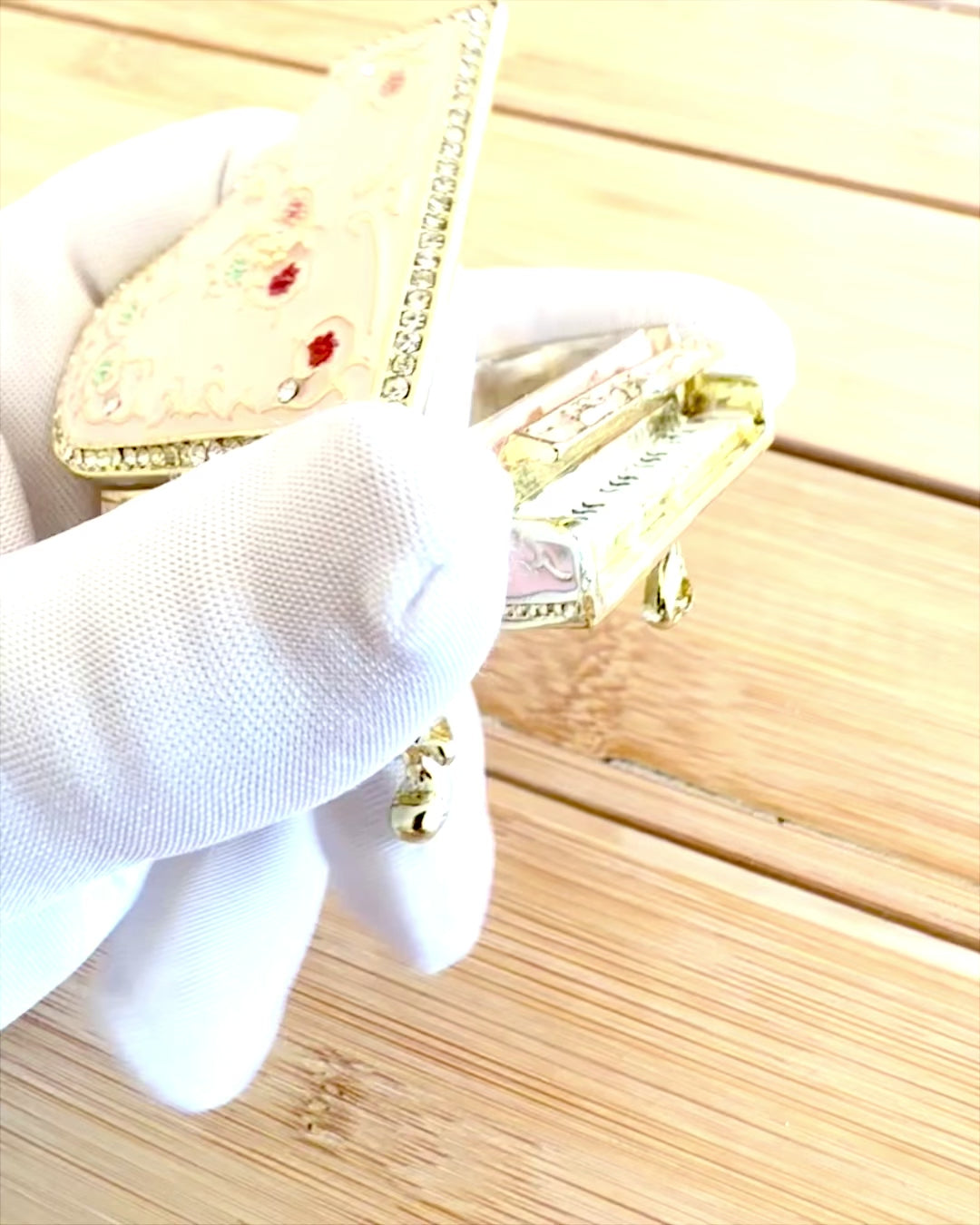 Κομψό κουτί κοσμημάτων "Μίνι Πιάνο - Ρόδα της Κλασικής" - με επιλογή χάραξης για δώρο