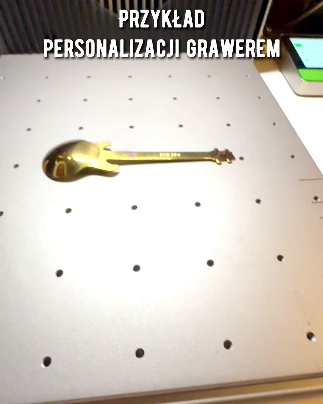 Κουταλάκι "Strunowy Hit" με επιλογή χάραξης, 2 διαθέσιμες χρωματικές παραλλαγές