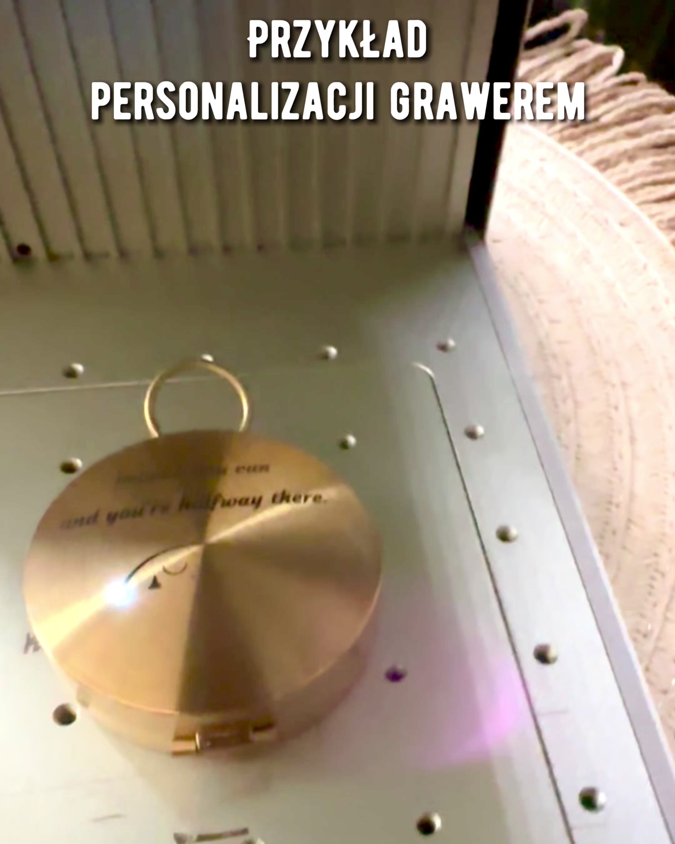 Ρετρό Στυλ Πυξίδα Ναυσιπλοΐας – Φορητό και Ακριβές Όργανο Προσανατολισμού για Ταξιδιώτες και Εξερευνητές. Χάραξη, εξατομίκευση.