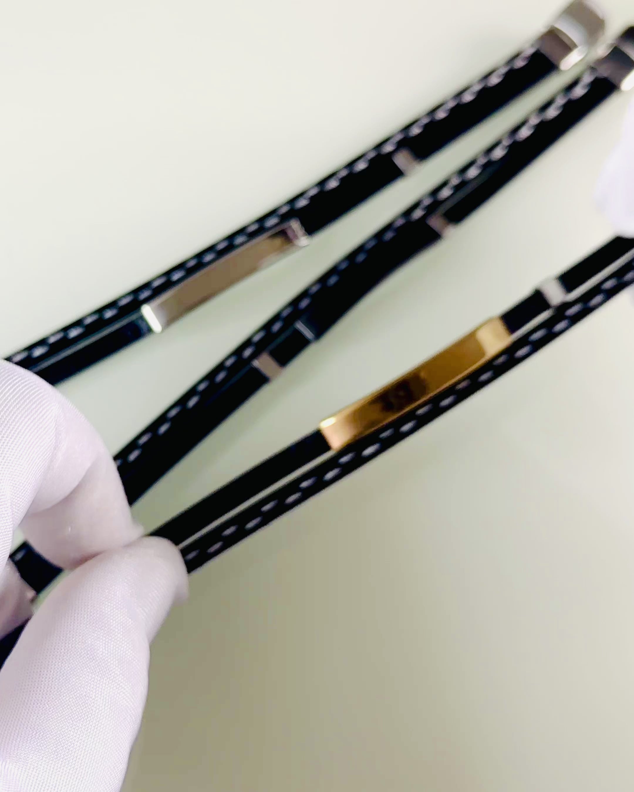 Αθλητικό Βραχιόλι από PU Δέρμα και Ανοξείδωτο Ατσάλι με Δυνατότητα Χάραξης – 3 Χρώματα