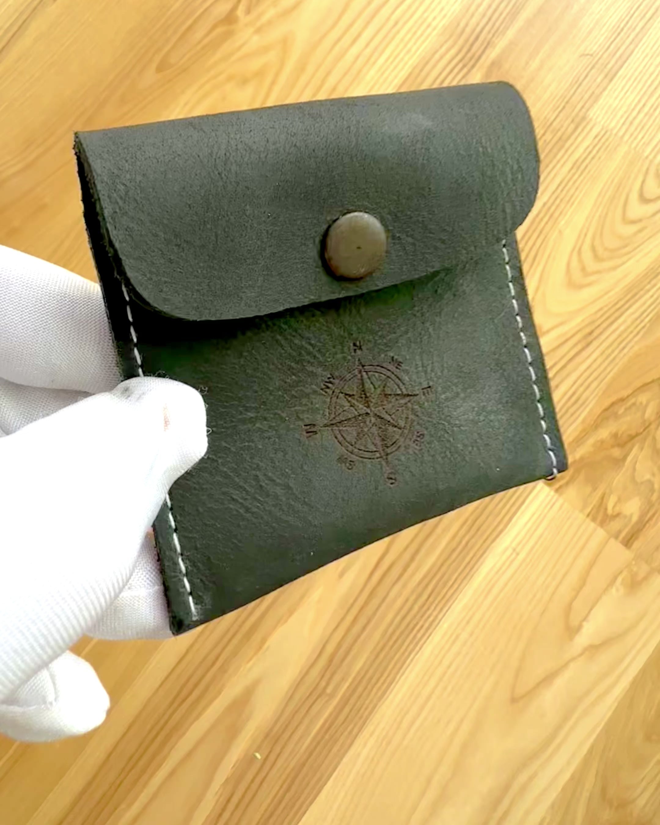 Θήκη για ρολόι τσέπης ή πυξίδα Ταξιδιώτης - δυνατότητα εξατομίκευσης με χάραξη