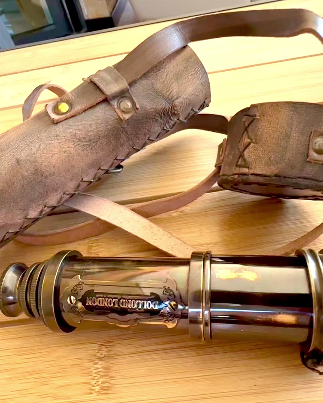 Πρίμιουμ Τηλεσκόπιο "Voyager" με Χαραγμένο Τηλεσκόπιο και Θήκη από Φυσικό Δέρμα, δυνατότητα εξατομίκευσης με χάραξη για δώρο