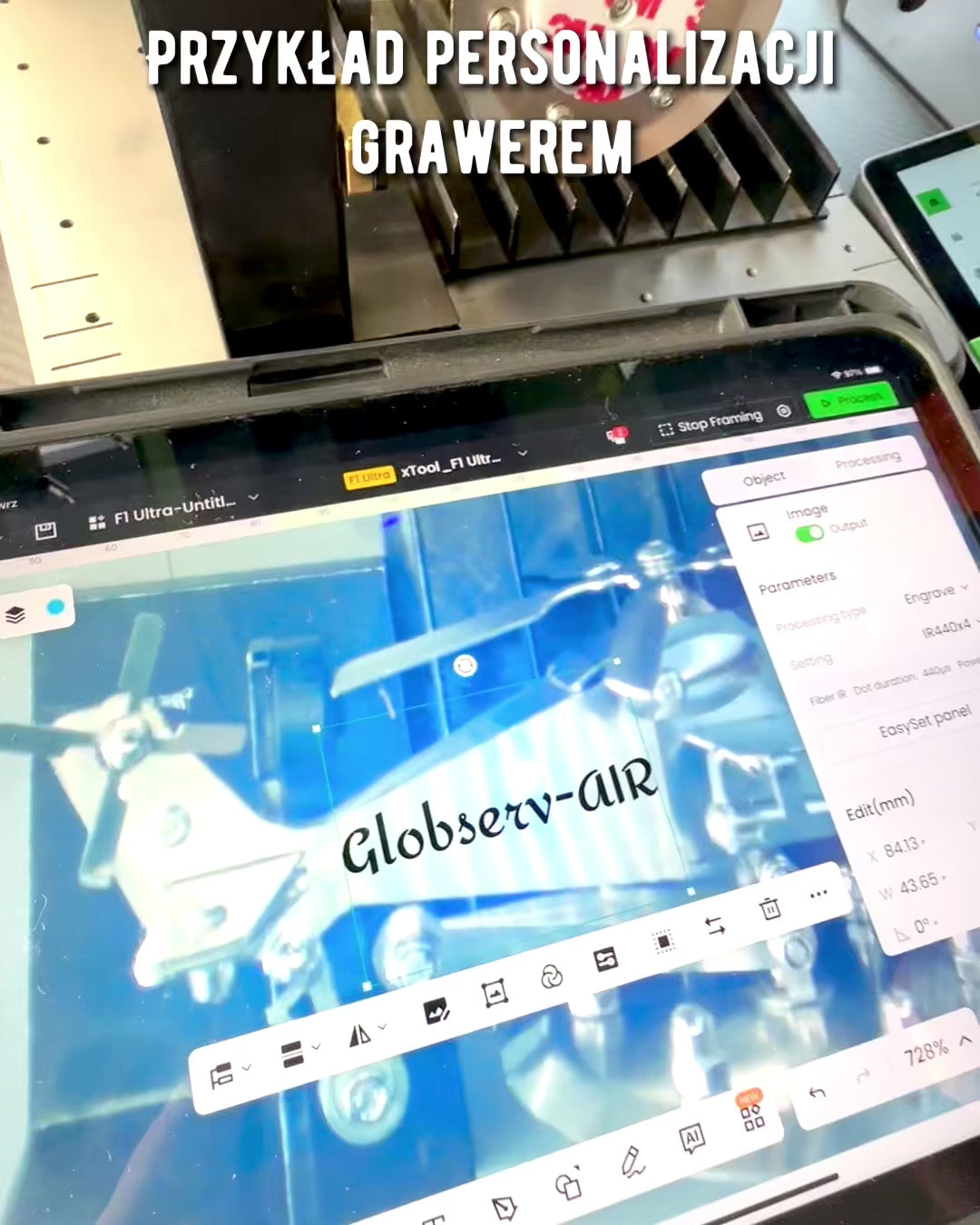 Μεταλλικό Μοντέλο Ελικοπτέρου „SkyRider” – Ρυθμιζόμενη Βάση Γραφείου με εξατομικευμένη χάραξη για δώρο