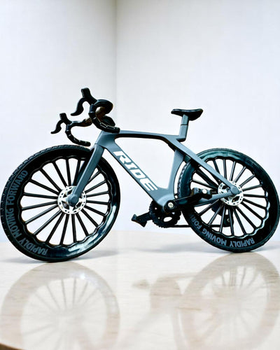 Mini Rower „Speedster” – συλλεκτικό μοντέλο με επιλογή χάραξης, 2 επιλογές διαθέσιμες