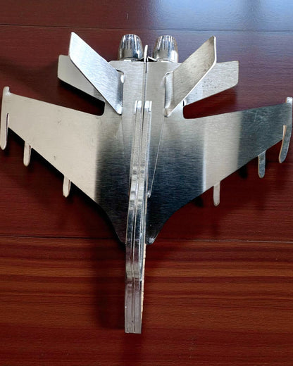 Μεταλλικό Μοντέλο Μαχητικού «SkyRaptor» – ανοξείδωτος χάλυβας, εξατομικευμένη χάραξη για δώρο