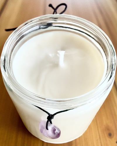 Σόγινο κερί πρόθεσης Αμέθυστος – ηρεμία, αρμονία και καθαρισμός, 250 ml, δυνατότητα εξατομίκευσης για δώρο