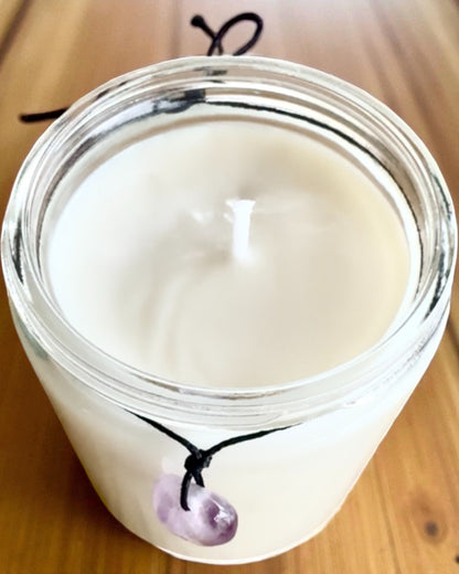Świeca sojowa intencyjna Ametyst – spokój, harmonia i oczyszczenie, 250 ml, możliwość personalizacji na prezent