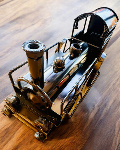 Lokomotywa z żelaza „Retro Express” – dekoracja, model, ręcznie wykonana z możliwością grawerowania na prezent