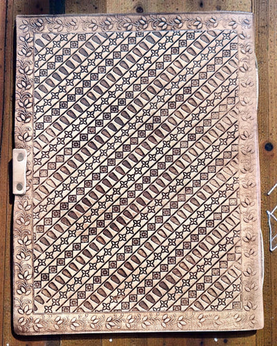 Skórzana Księga Wspomnień Heritage – Personalizowany Notatnik 25 × 33 cm