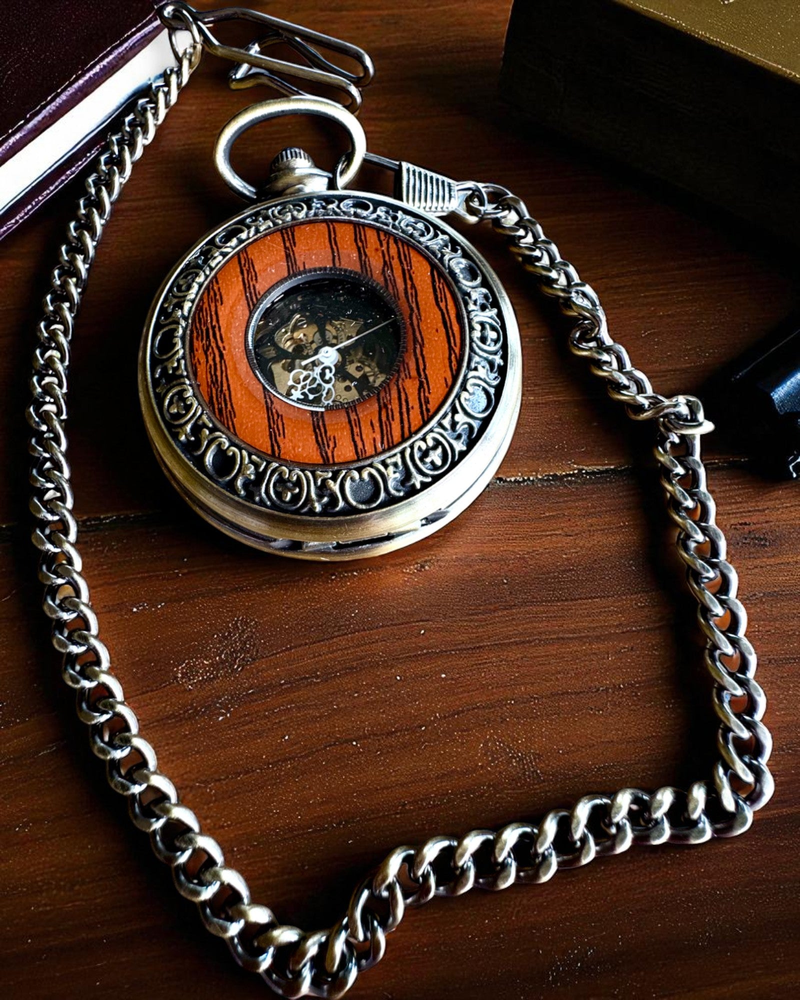 Ρολόι τσέπης «Veritas Tempus» – μηχανικό χρονόμετρο με δυνατότητα χάραξης για δώρο, 2 επιλογές διαθέσιμες
