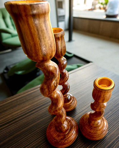 Zestaw 3 świeczników „Spiralne Światło” 25 cm wysokości, możliwość personalizacji grawerem na prezent