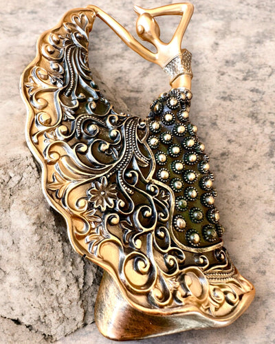 Κομψό Γλυπτό "Χορεύτρια Χρυσής Λάμψης", ύψους 29 εκ., με δυνατότητα χάραξης για δώρο