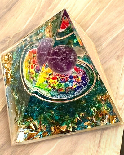 Piramidka Energetyczna orgonitowa "Mystic Aura"