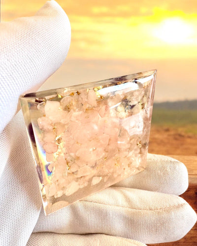 Οργονική Ενεργειακή Πυραμίδα "Αρμονία του Φωτός" - Κρυστάλλινη, για δώρο