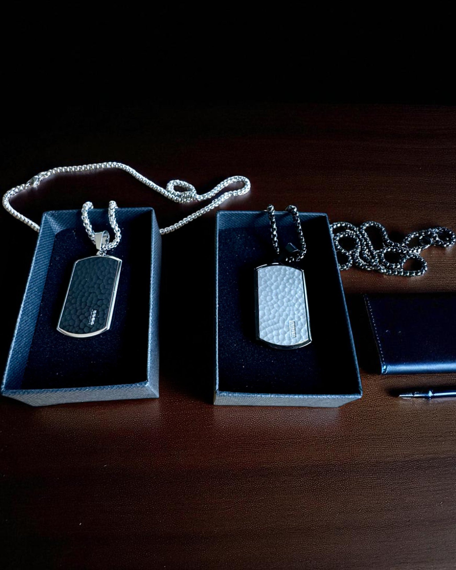 Naszyjnik męski Dog Tag „SteelVision” – stal nierdzewna, 15 wariantów, personalizacja grawerem
