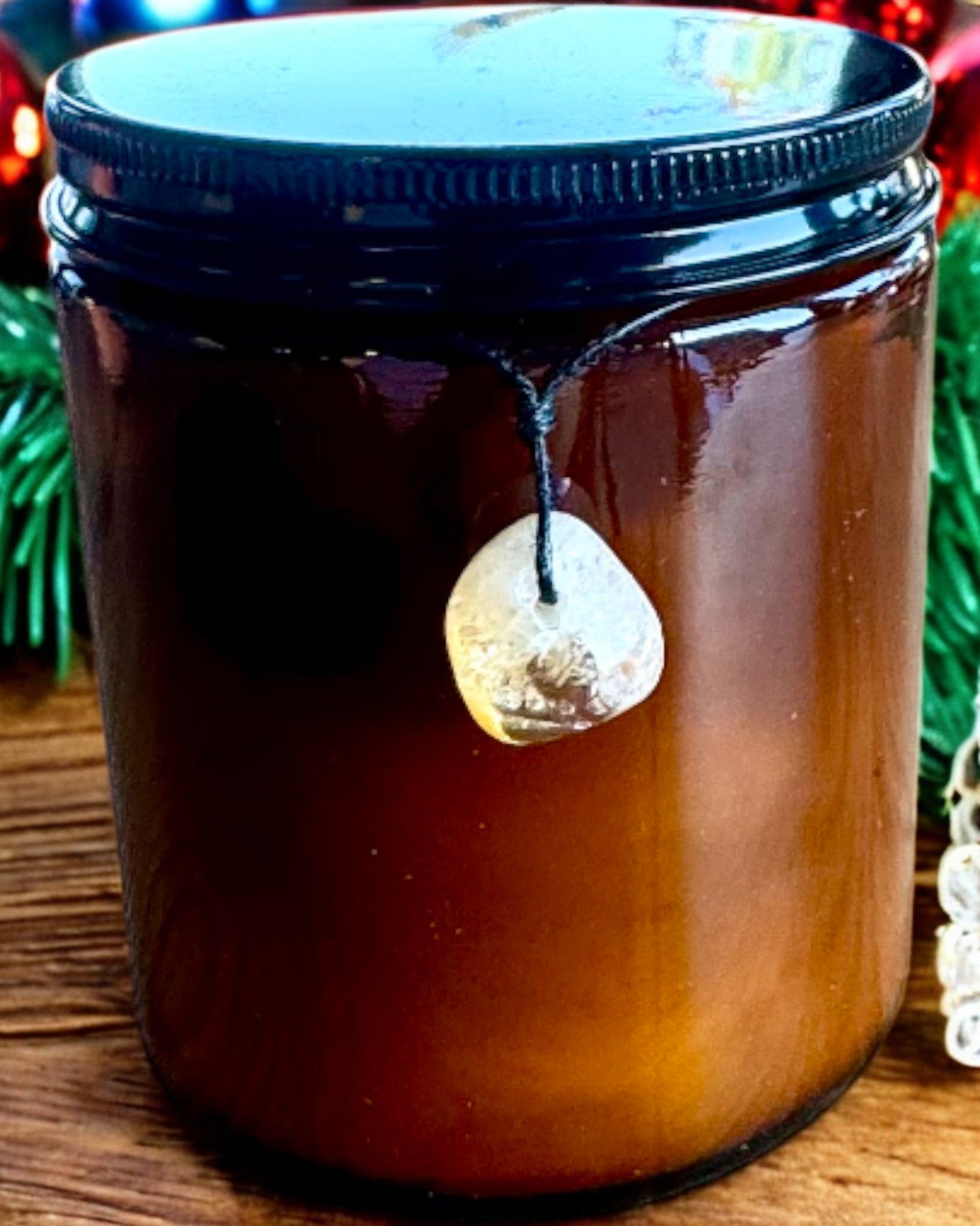 Εντατικό κερί σόγιας 250 ml με φυσική πέτρα – επιλέξτε την ενέργειά σας: Κιτρίνη ή Γρανάτης, εξατομίκευση με χάραξη για δώρο