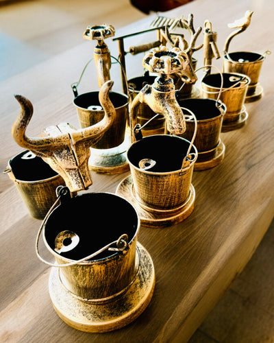 Στυλάτη Μεταλλική Σταχτοθήκη "Rustic Charm" ύψους 19-23 εκ., 8 επιλογές διαθέσιμες, χάραξη κατόπιν αιτήματος