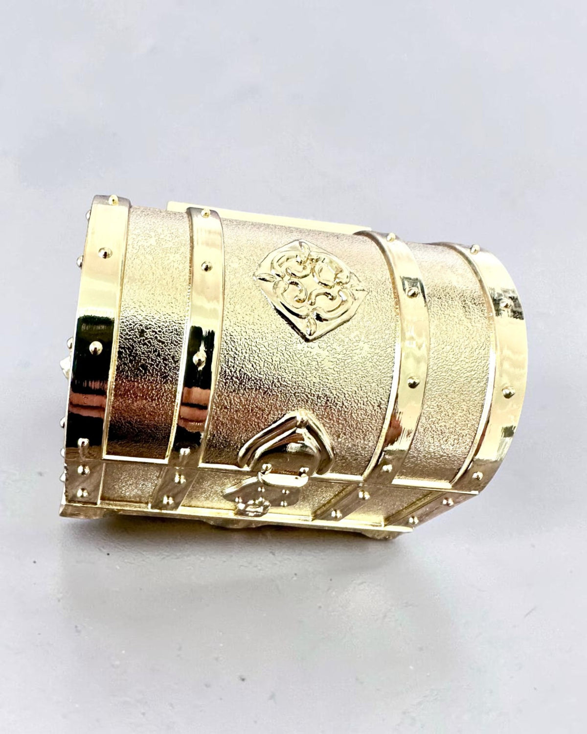 Skrzynia Skarbów Metalowa Retro z Grawerem - złota Kasetka 7x5x5 cm