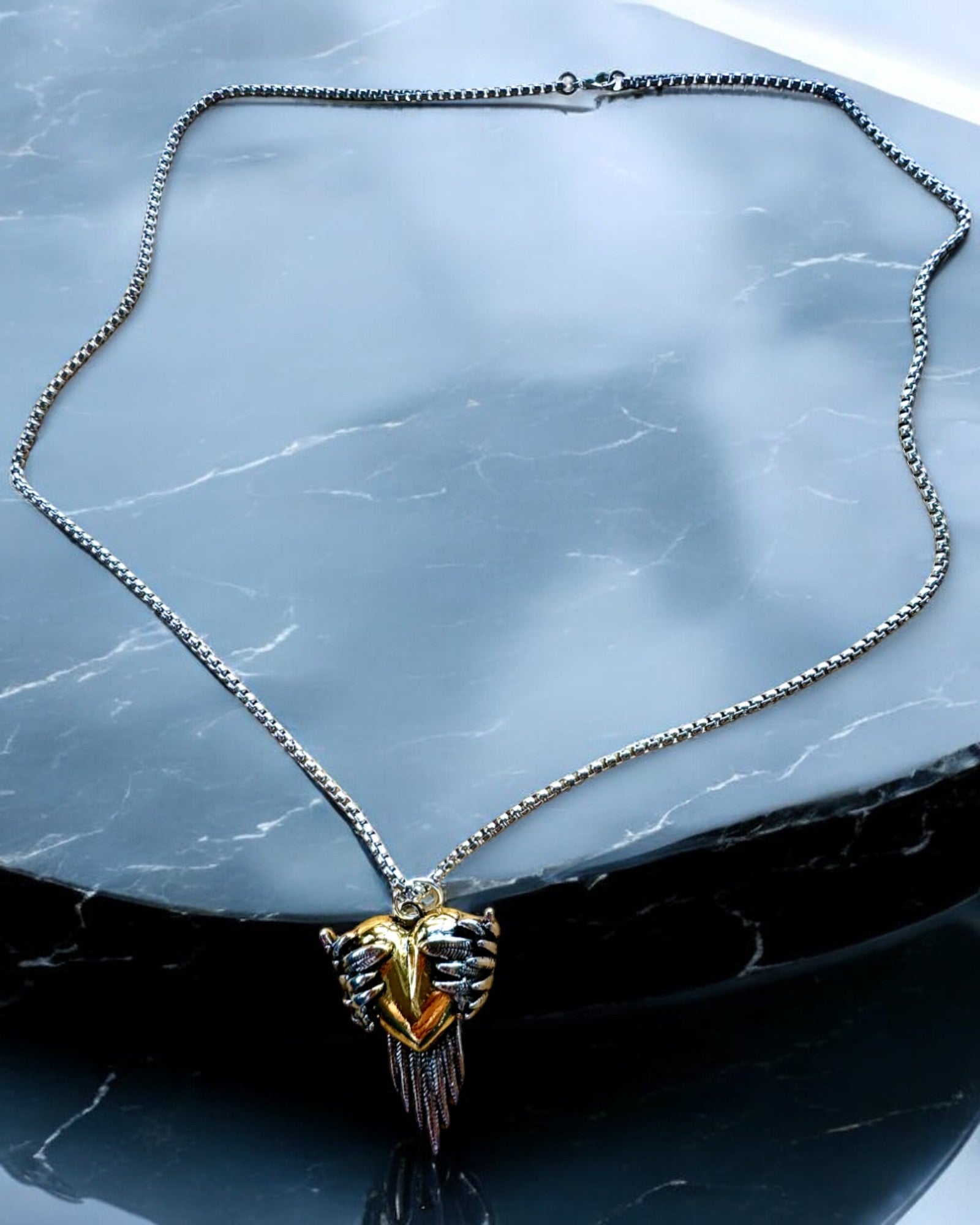"Amulet Sercostrzelec - Σκοτεινά Φτερά της Αγάπης", δυνατότητα εξατομίκευσης με χάραξη για δώρο