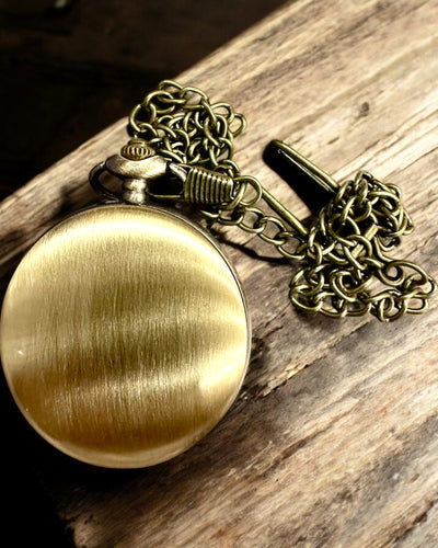 Αρχαία Μπρονζέ-Χρυσή Τσέπη Πυξίδα με Διάτρητο Σχέδιο – Ιδανική για Εξερευνητές και Λάτρεις του Ρετρό. Προσωποποίηση με Χάραξη