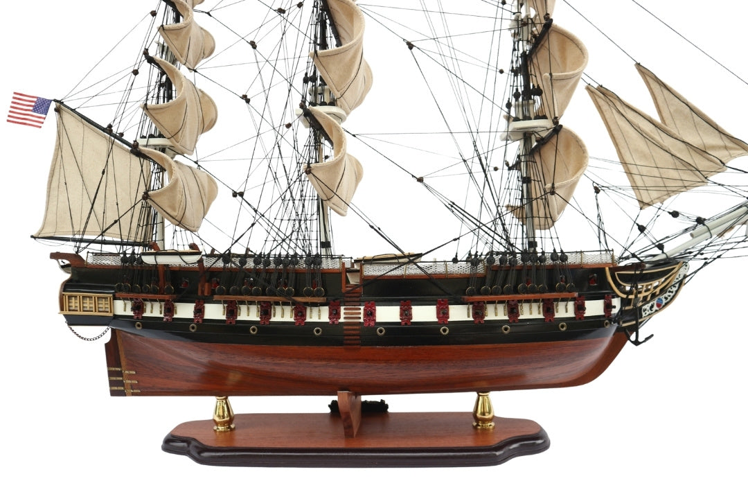 Αποκλειστικό μεγάλο μοντέλο ιστιοφόρου USS Constitution 100cm με δυνατότητα εξατομίκευσης με χάραξη