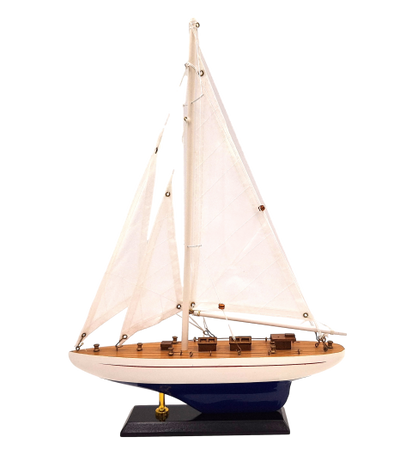 Model Jachtu Drewniany Wysokość 42cm – M1