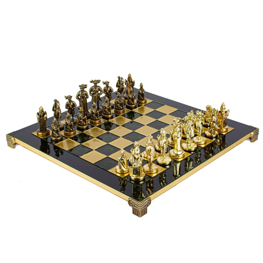 Ekskluzywne Szachy Metalowe – Mosiężna Szachownica 44 x 44cm – Średniowiecze – S12CBLU