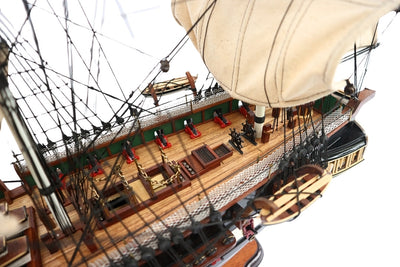 Αποκλειστικό μεγάλο μοντέλο ιστιοφόρου USS Constitution 100cm με δυνατότητα εξατομίκευσης με χάραξη