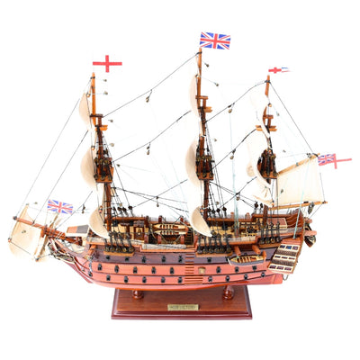 Συναρμολογημένο μοντέλο ιστιοφόρου HMS Victory 54 cm - χειροποίητο αντίγραφο με δυνατότητα εξατομίκευσης με χάραξη - ιδανικό δώρο για λάτρεις της ιστιοπλοΐας - υψηλή ποιότητα, κομψή ξύλινη βάση