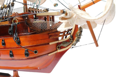 Συναρμολογημένο μοντέλο ιστιοφόρου HMS Victory 54 cm - χειροποίητο αντίγραφο με δυνατότητα εξατομίκευσης με χάραξη - ιδανικό δώρο για λάτρεις της ιστιοπλοΐας - υψηλή ποιότητα, κομψή ξύλινη βάση