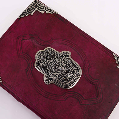 Hefty Red Tan Book z dekoracją Hamsa