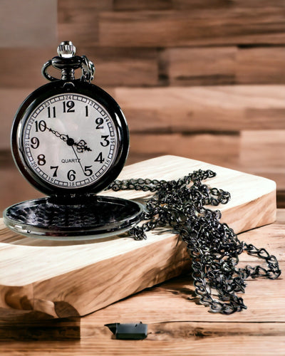 Μαύρο ρολόι τσέπης "Klasyczny Elegans" με δυνατότητα χάραξης